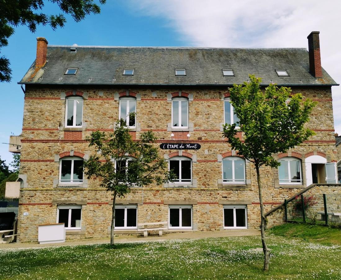 L'Etape Du Mont, Family Hostel Понторсон Екстер'єр фото